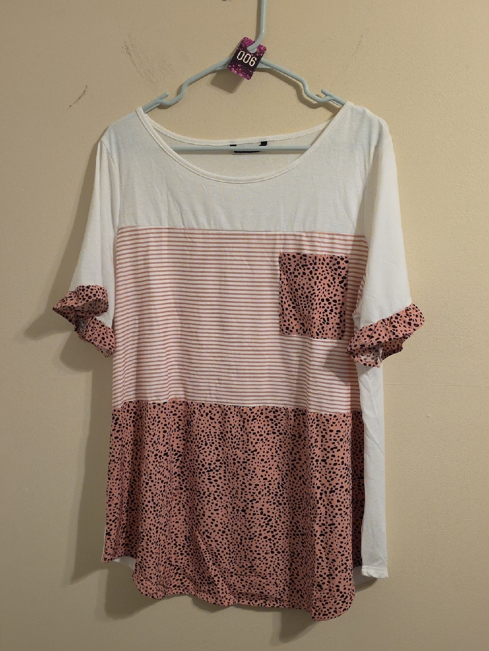 Bloomchic Pink Stripped and Animal Print Short Sleeve Tunic Top. In EUC.